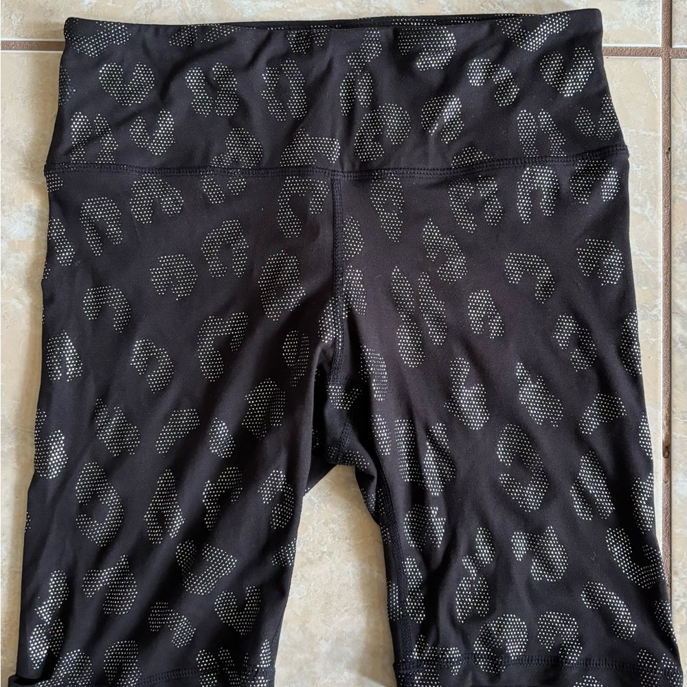 Ladies Leopard Biker Shorts